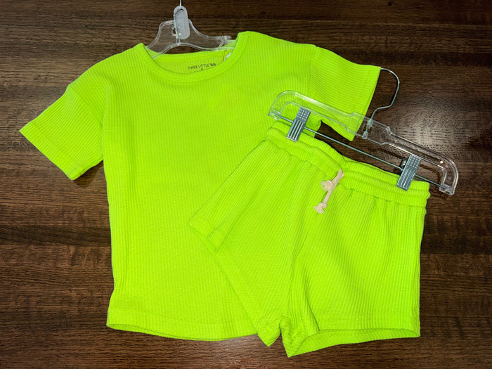 Three Little Tots NWT Girls Boutique Boxy Waffle Knit Shirt & Shorts Set 3T Neon Green