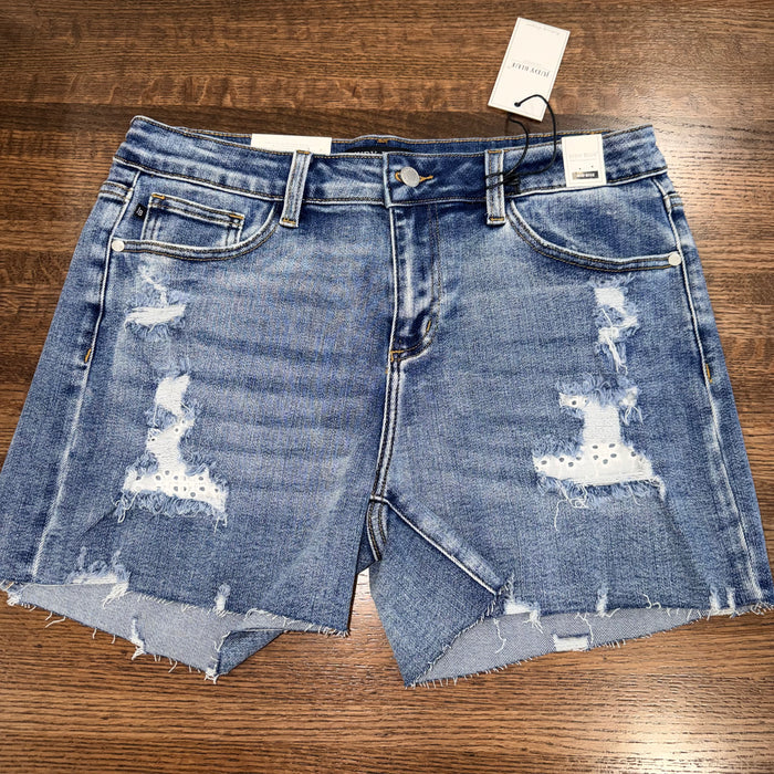 Judy Blue NWT Mid Rise Lace Patch Destroy Shorts XL