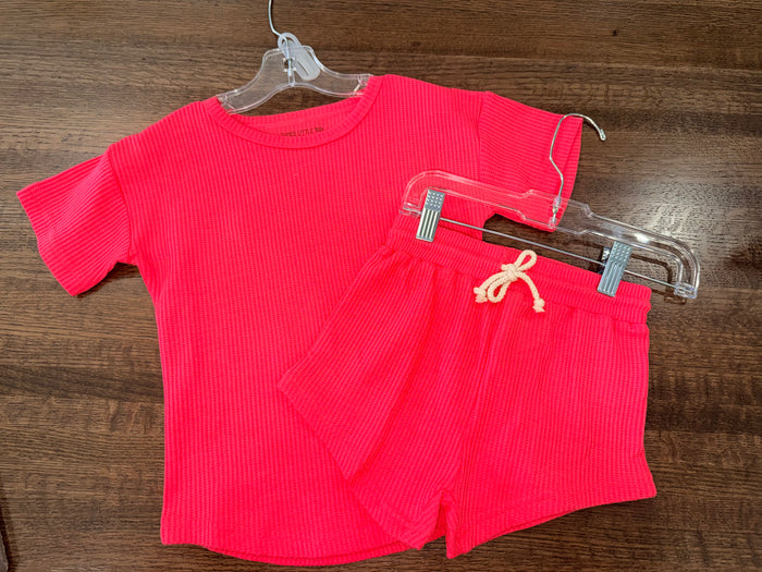 Three Little Tots NWT Girls Boutique Boxy Waffle Knit Shirt & Shorts Set 4T Bright Pink