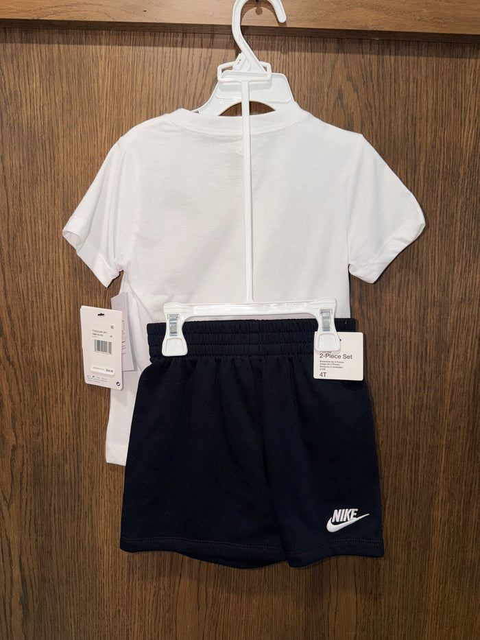 Nike Boys T-Shirt & Shorts Set Size 4T NWT
