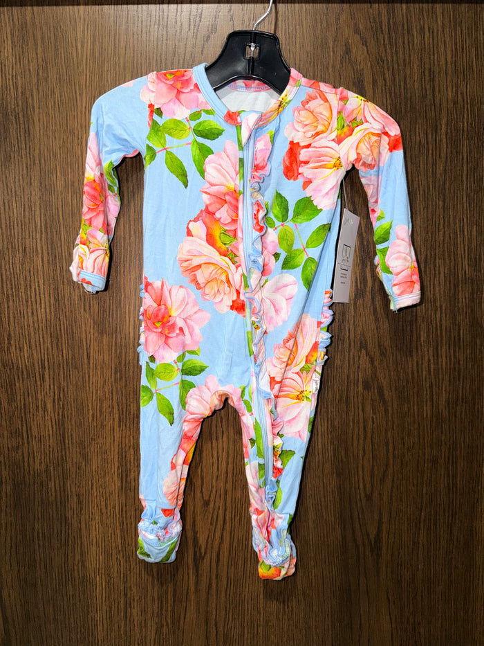GiGi & Max Ruffle Convertible Bamboo Zippy 6mos EUC