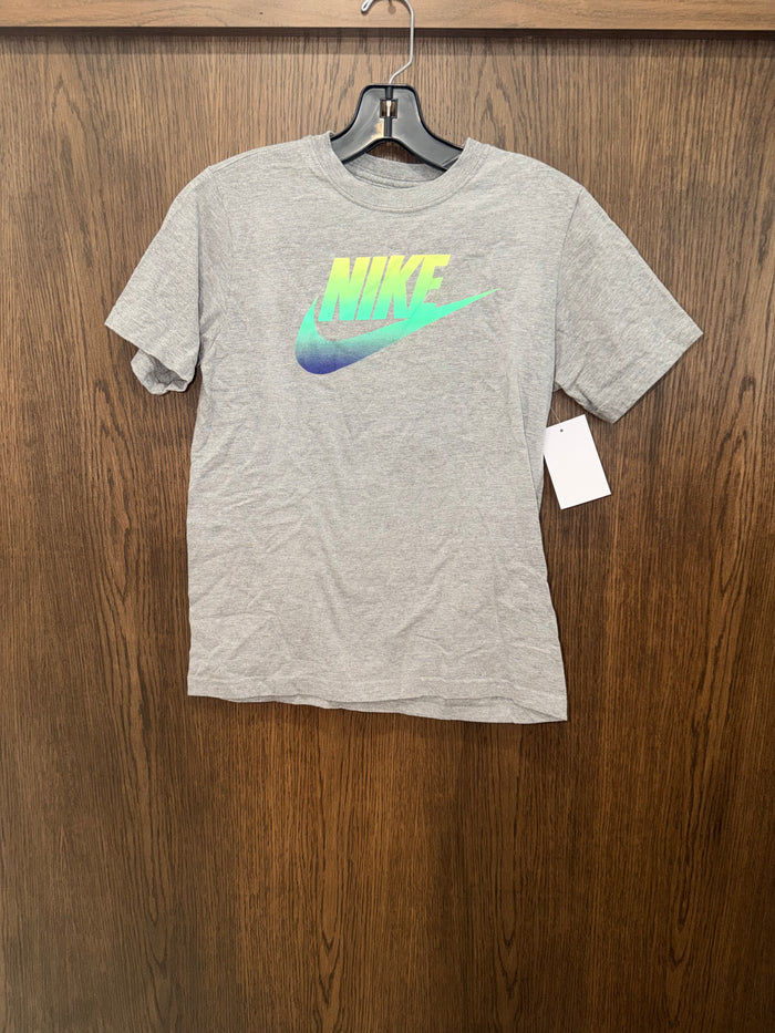 Nike Boys Futura T-Shirt YM Youth Medium 10/12 Like New
