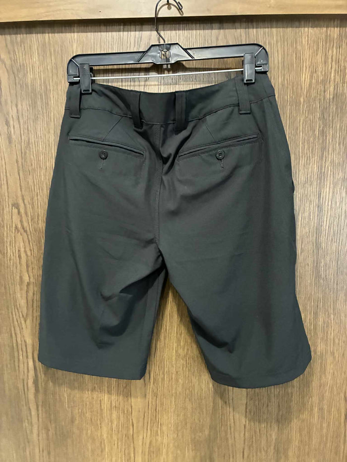 Buckle Hybrid Shorts ~ Size 28/23