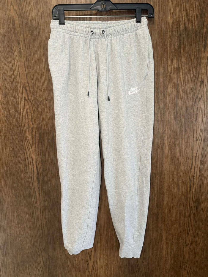EUC Women's Nike Jogger Pants, Gray ~ Size Small