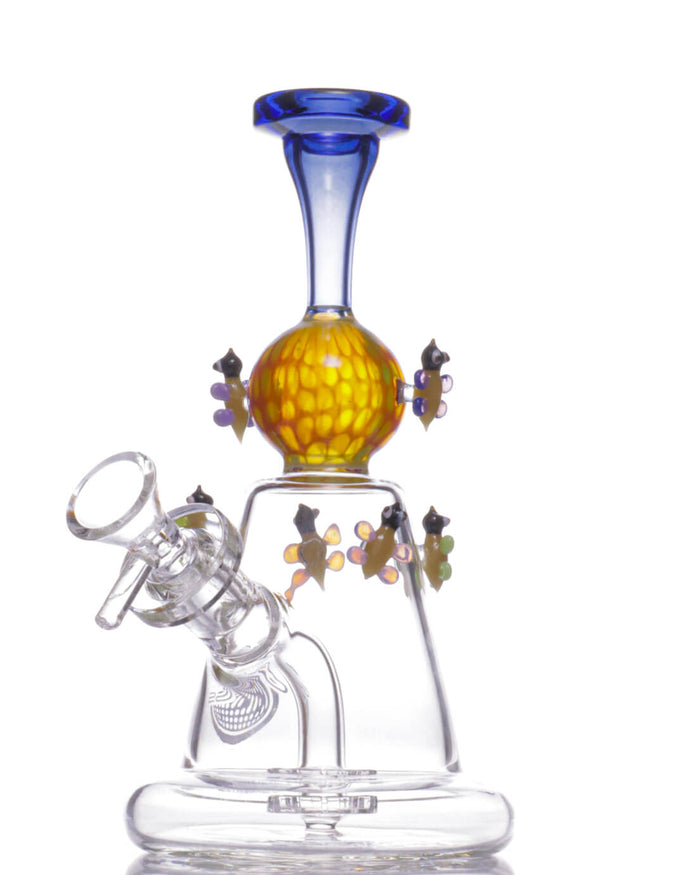 Flying Bugs Bong - On Point Glass On Point Glass