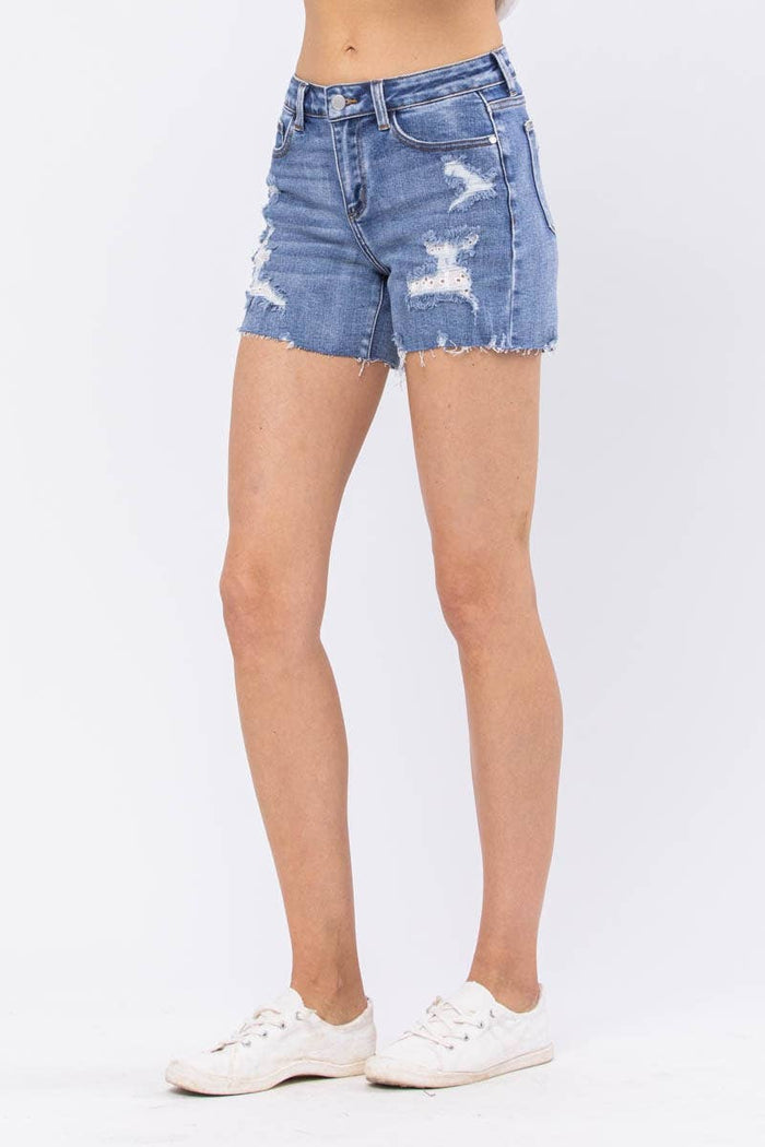 Judy Blue NWT Mid Rise Lace Patch Destroy Shorts XL