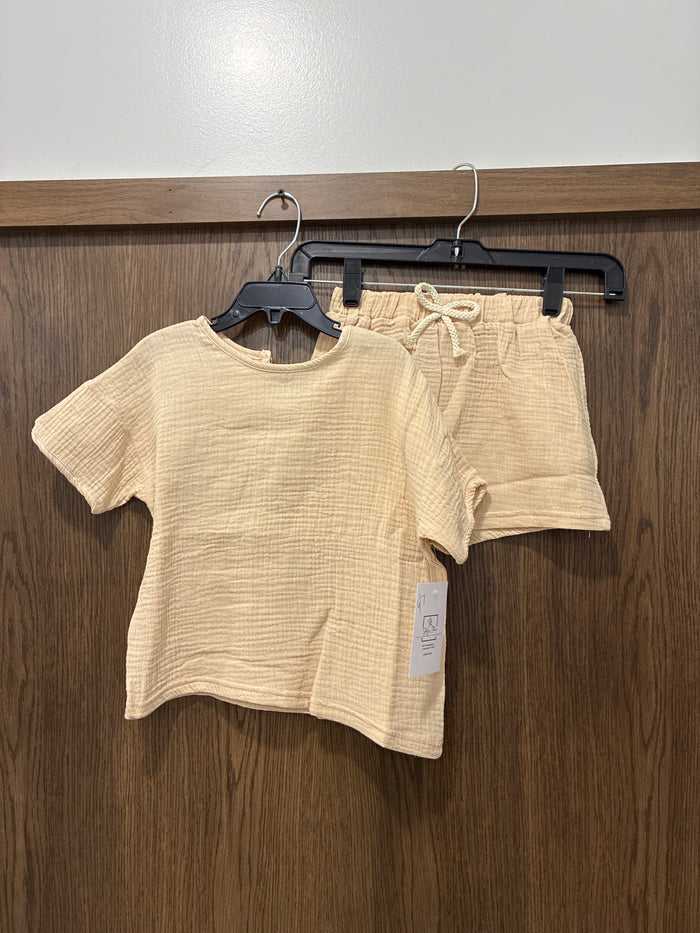 Kids Tales NWT 2 Piece Shorts Set Size 2T