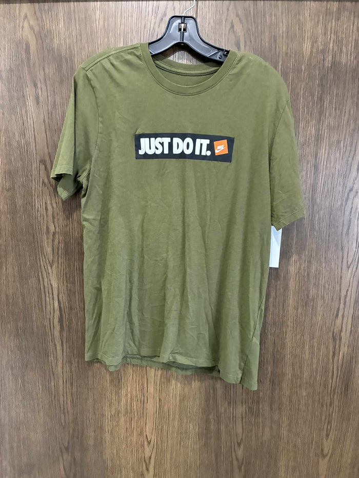 Men's Nike Short Sleeve Shirt Size Large