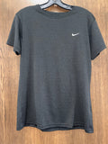 Men’s Nike Short Sleeve Shirt Size Large