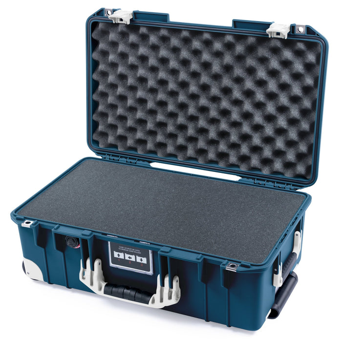 Pelican 1535 Air Carry - on Case - Deep Pacific & Whiteout Trolley - Pick & Pluck Foam / Convoluted Lid Foam