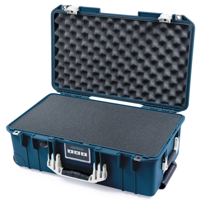 Pelican 1535 Air Carry - on Case - Deep Pacific & Whiteout - Pick & Pluck Foam / Convoluted Lid Foam