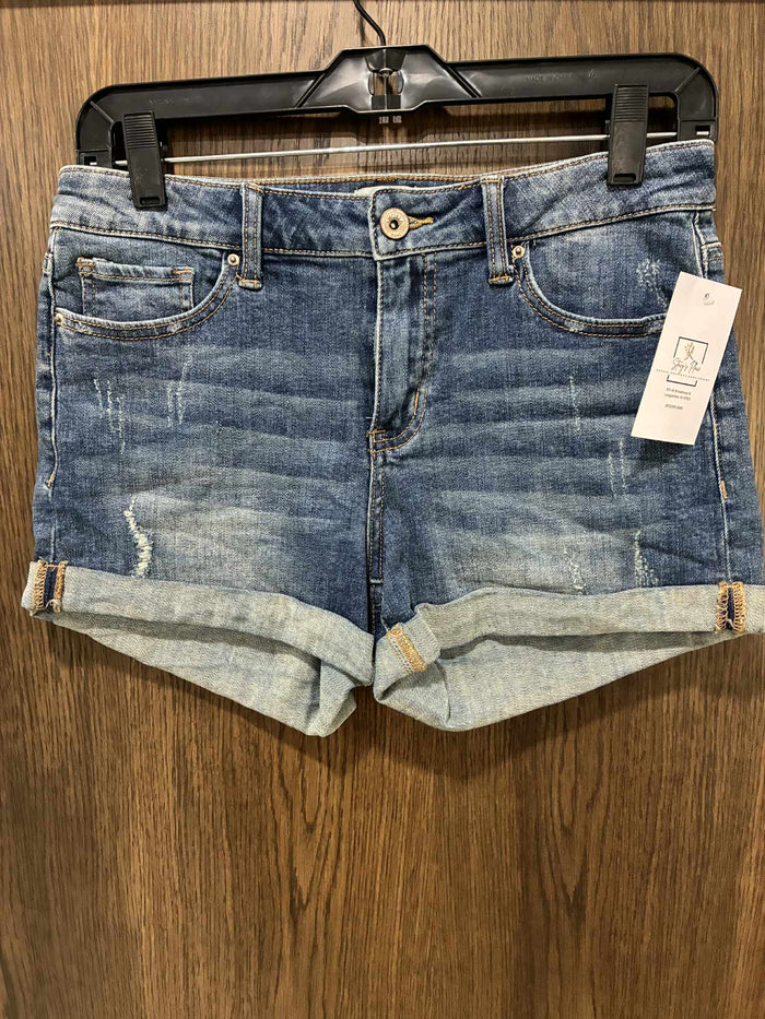 Special A Jean Shorts ~ Size Medium