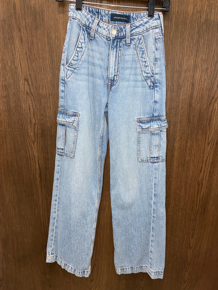 Women’s Aeropostale Cargo Jeans Size 000