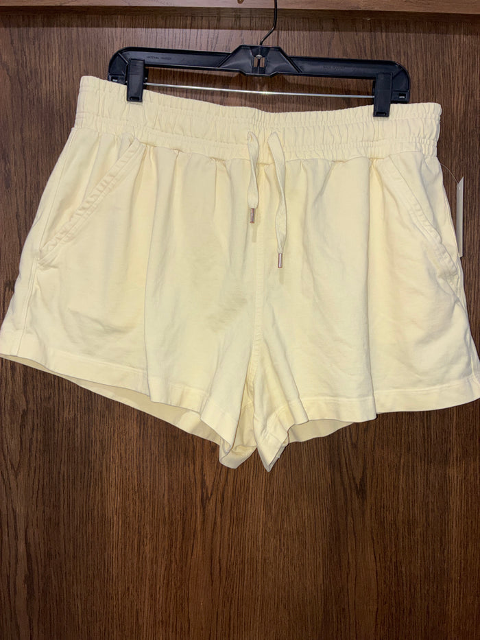 Women’s Calia Weekend Shorts with Pockets Size XL