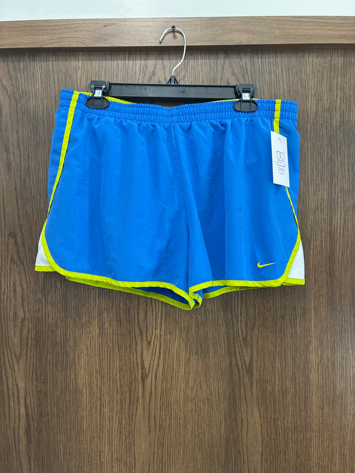 Women’s Nike shorts lined size XL Extra Large