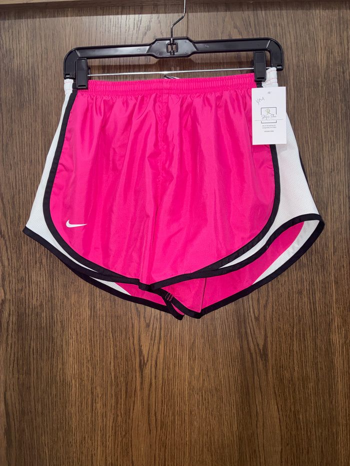 Women’s Nike Shorts Size Medium