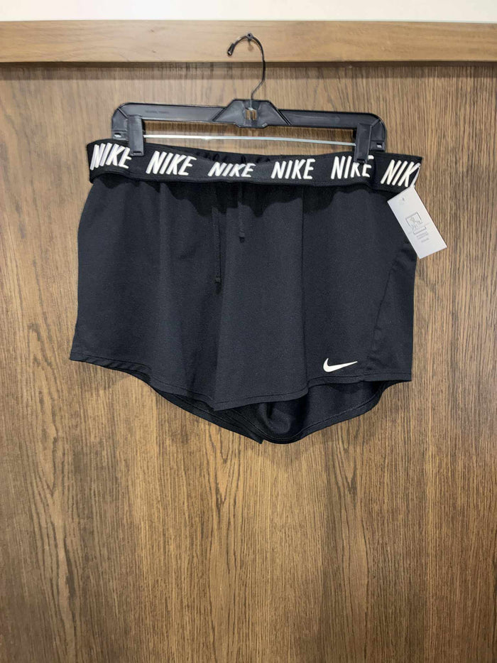 Women's Nike Shorts Size XL Extra Large