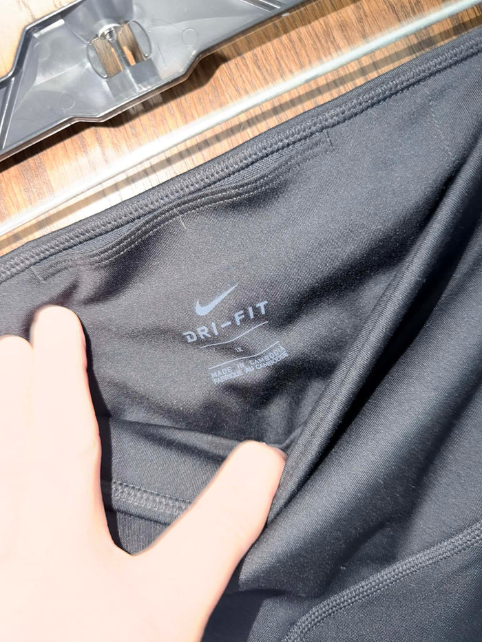 Nike Yoga Leggings Plus 1X